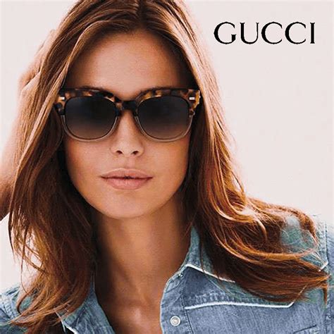 Scopri la nuova collezione di occhiali Gucci donna su FARFETCH